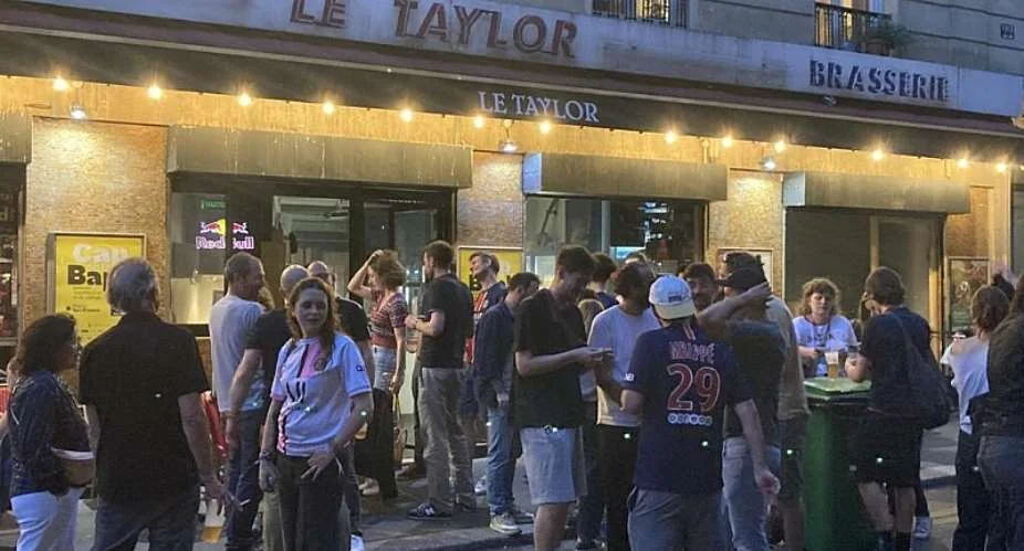PSG Fans Turn Rue Taylor into Electric Party