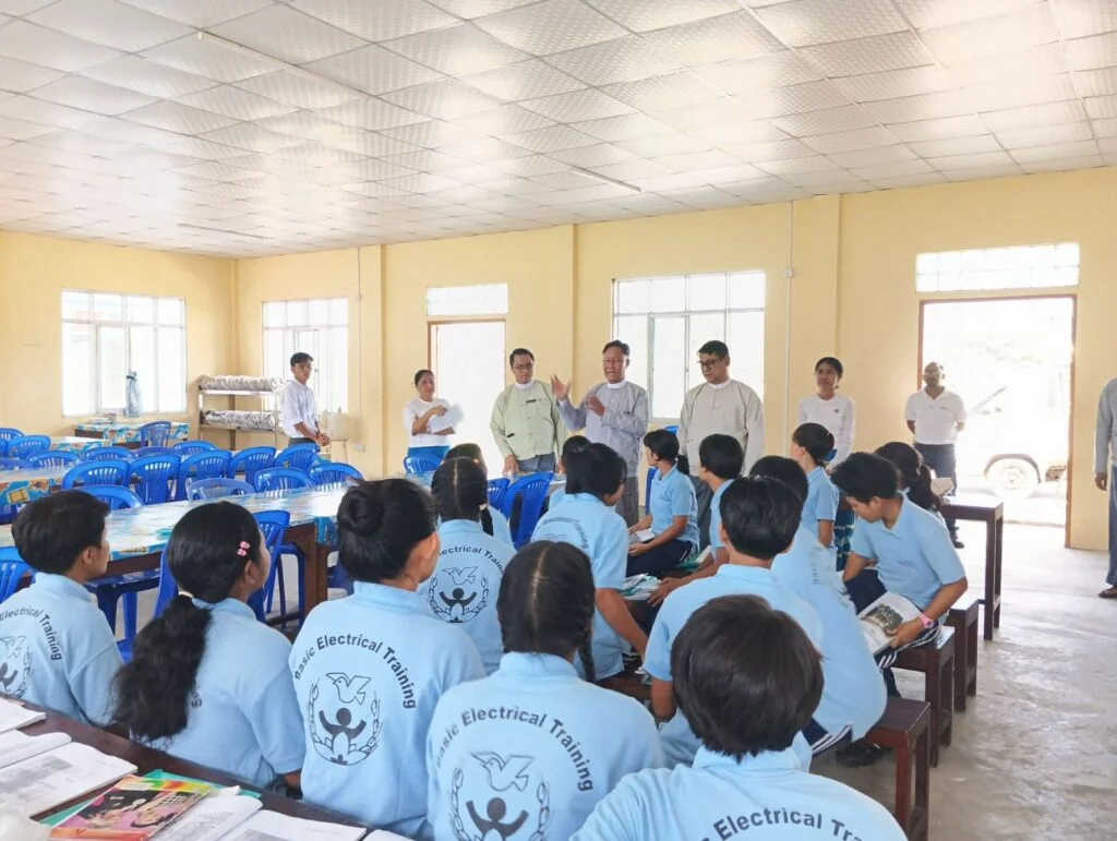 Rights team inspects the Shwepyitha women's care centre