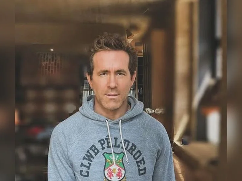 Ryan Reynolds reveals Richard Curtis' parenting and career hacks