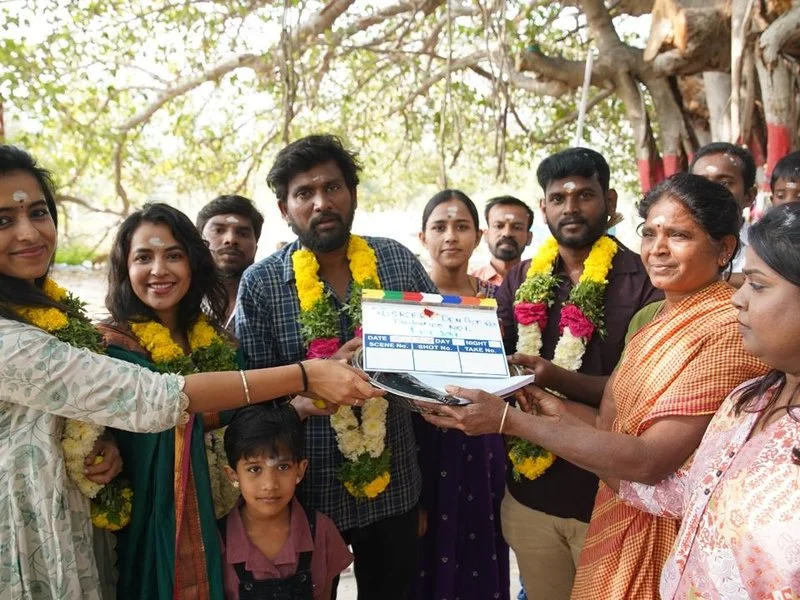 Saranraj Senthilkumar begins Mandavetti with Komalee Prasad