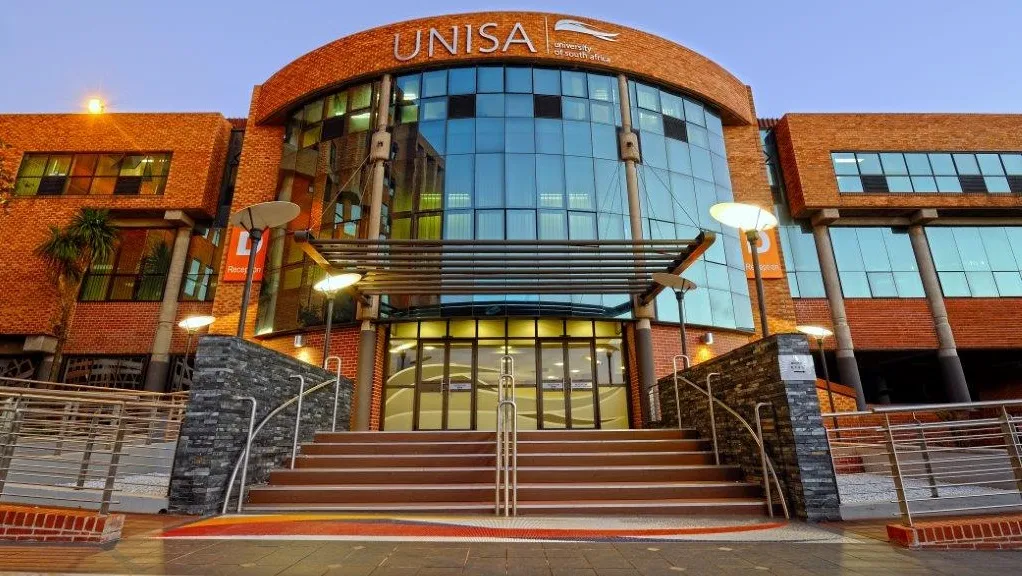 SaveUNISA forum fights LenkaBula’s second term, cites past flaws