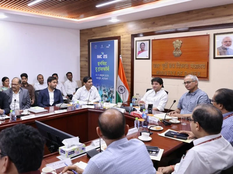 Scindia orders telcos to quit whining and build stuff