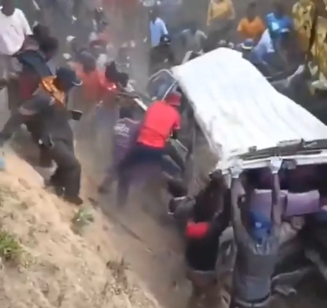 Seven dead as runaway trailer crushes matatu in Kikopey, Kenya