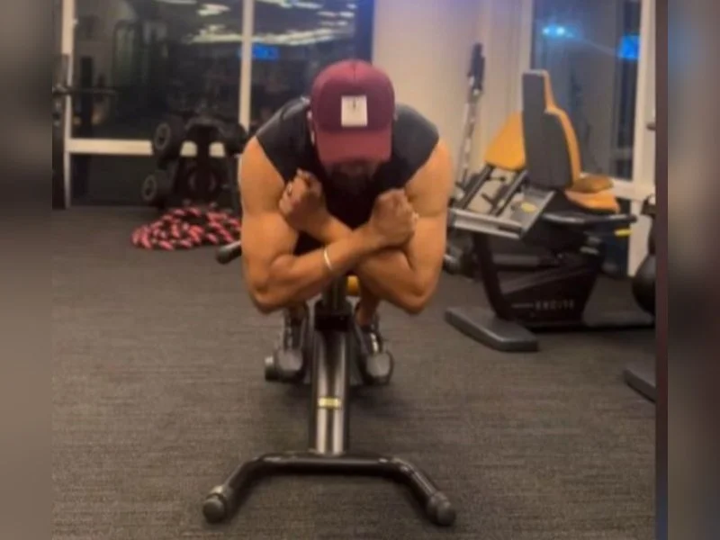 Sharad Kelkar pumps iron, new film prep starts with biceps flex