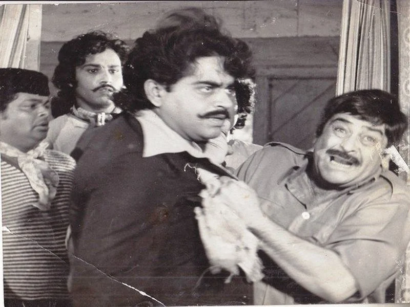 Shatru salutes Raj Kapoor, his jailbreak co-star