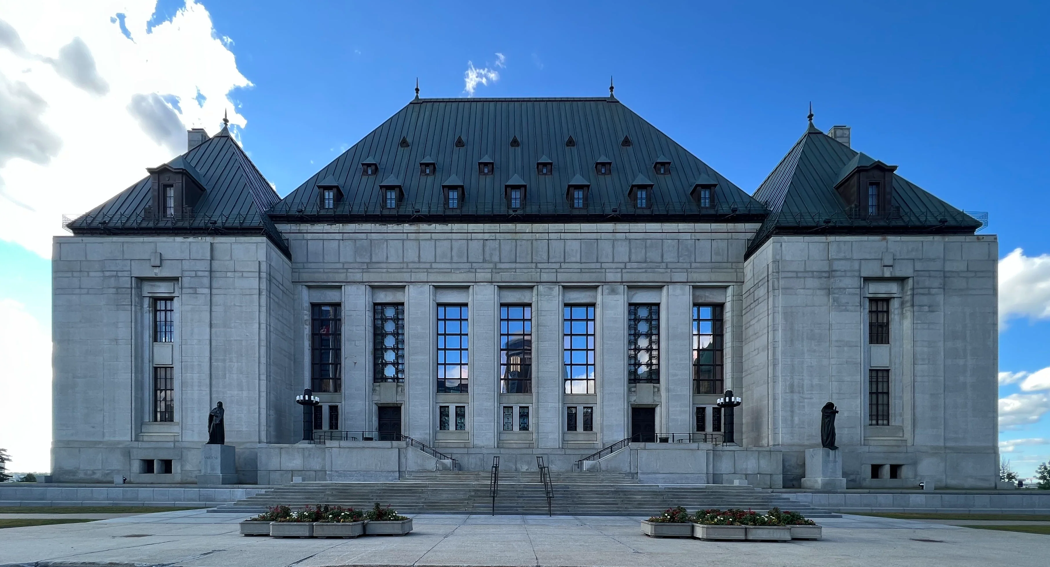 Supreme Court of Canada allows habeas corpus for transfer denials