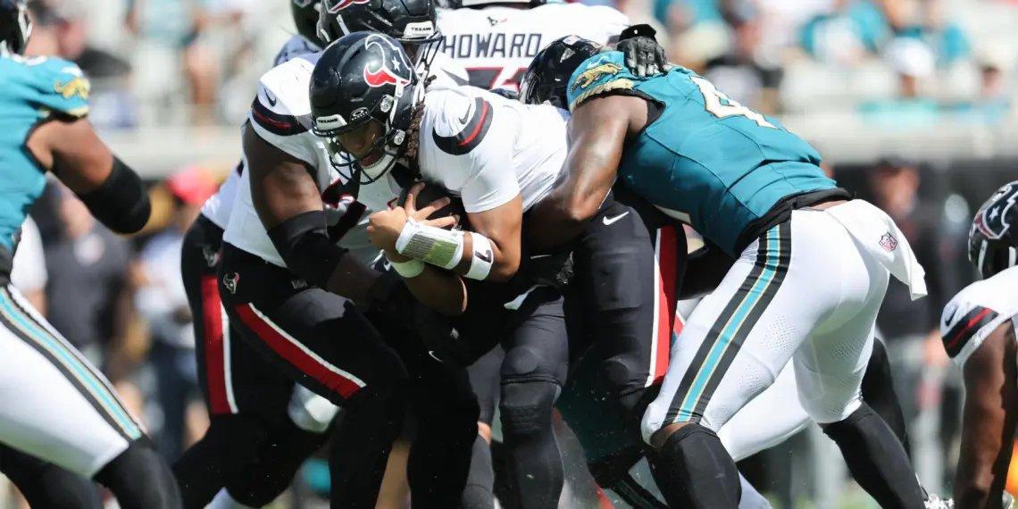 Texans trio chases milestones while team flounders