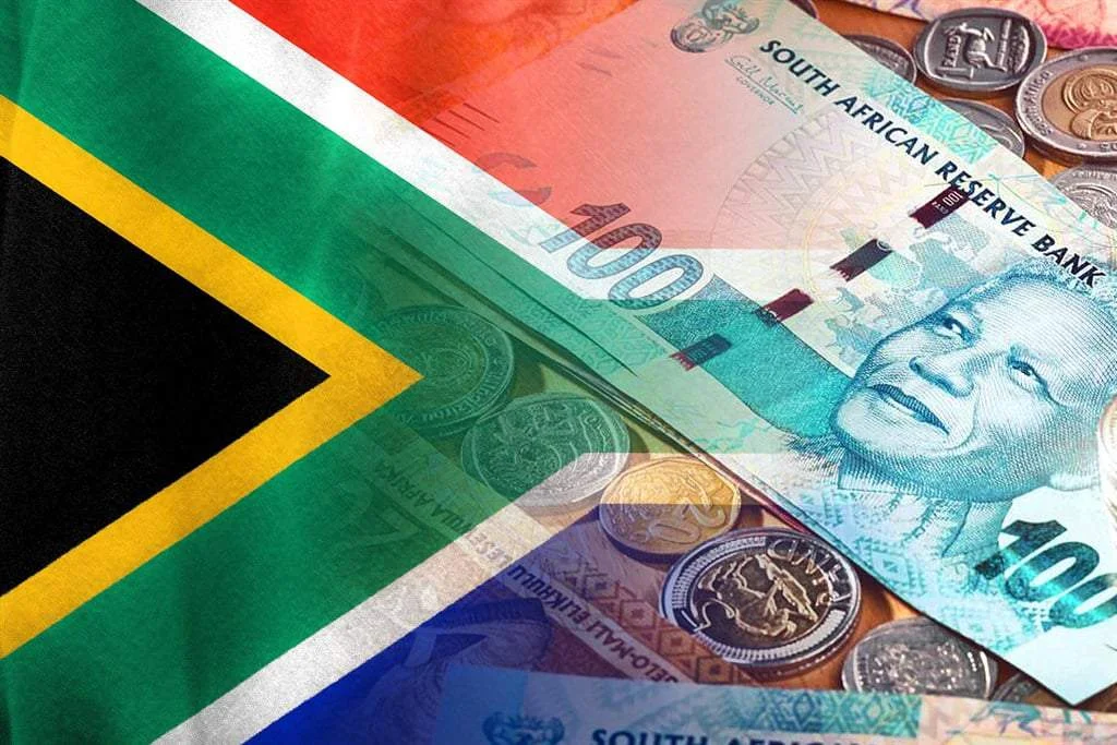 The SA rand falls under R17 after the target shift