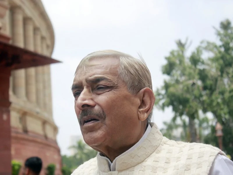 Tiwari calls Modi's Bihar scheme an election gimmick