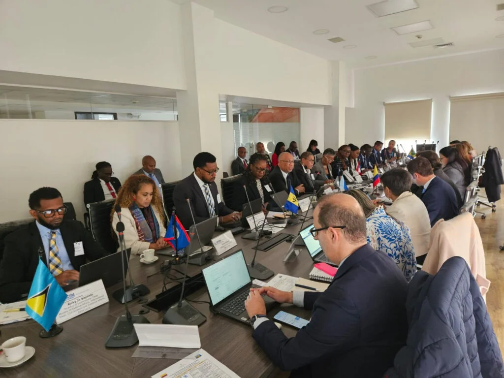 Trade warriors Gordon, Chacón update CARICOM Colombia pact in Jamaica