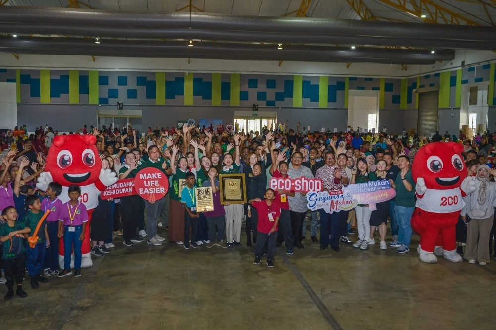Unity and joy shine at Eco-Shop Grand Feast with Che Sayang for underprivileged children