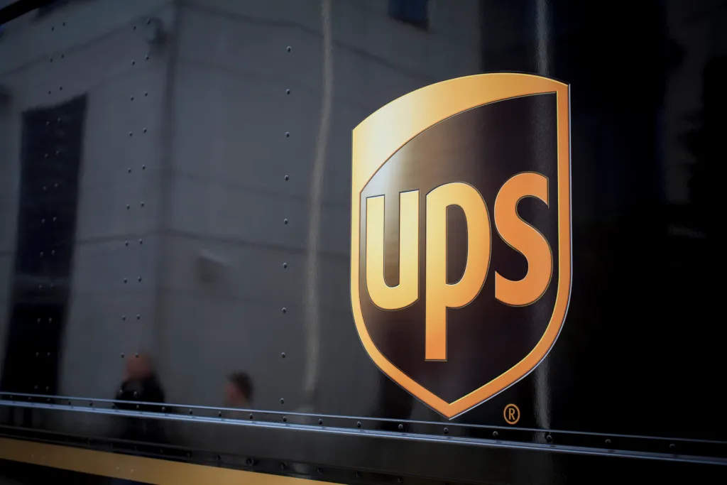 UPS slashes 48000 jobs in profit push