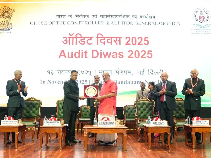 VP hails CAG at Audit Diwas event