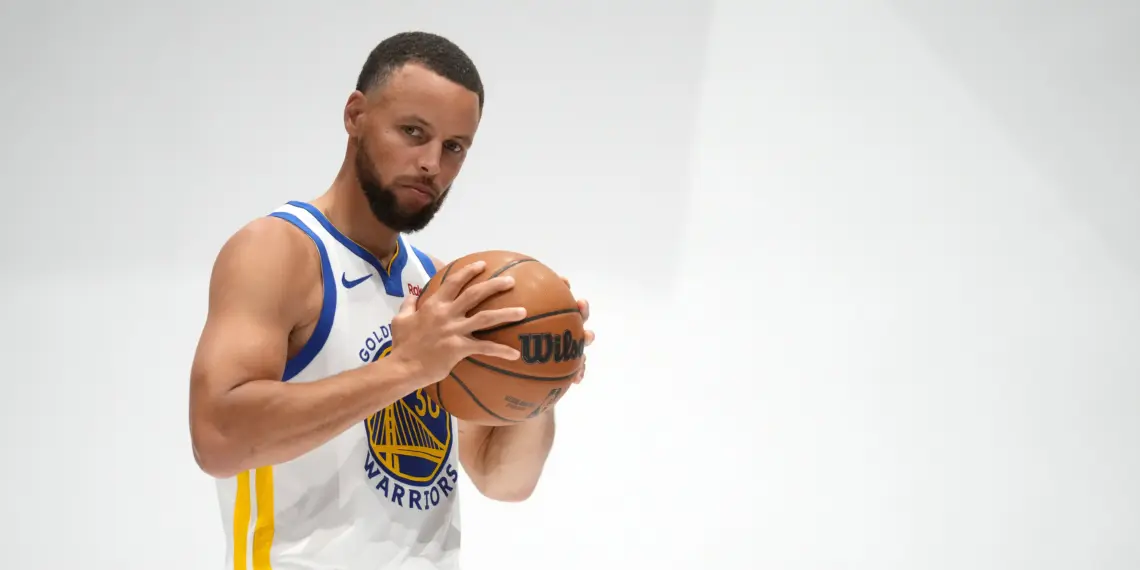 Warriors, Lakers clash in preseason title preview