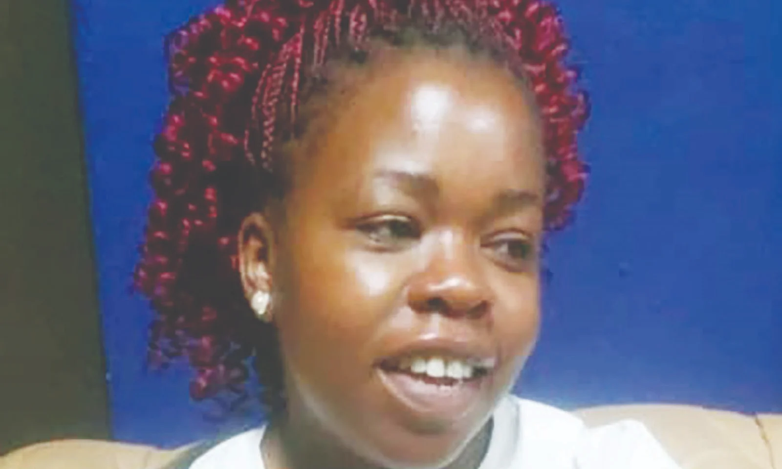Widow fights off fake Samaritans after husband’s crash