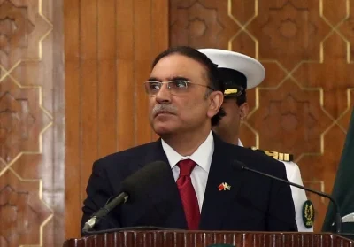Zardari scrambles as Punjab, Sindh brawl kills 4