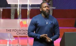 Pastor Odukoya says keeping dreadlocks saved a life.webp