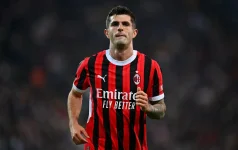 Pulisic cheers Milan epic 4-0 rout.webp