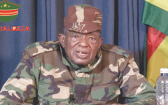 Zimbabwe Police Hold Fort During Indefinite Shutdown.gif