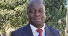 Civil Servants Starve as April Pay Hits Snag.webp