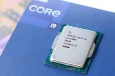 Intel Finally Nails That Raptor Lake Voltage Glitch.webp