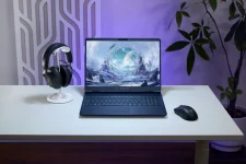 Alienware RTX 5060 Laptops Shatter Gaming Limits.webp
