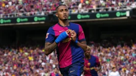 Epic Barcelona Rally Leaves Madrid Reeling.webp