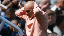 Jackson Red Card Could Cost Chelsea Champions League.webp