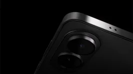 Galaxy S25 Ultra Flops As Edge Nabs Clearer Zoom.webp
