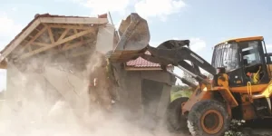 Zimbabwe Property Buyers Beware or Pay the Price.webp