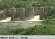 Weija Dam Spill Has Locals Scrambling as Rains Rise.webp
