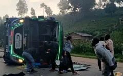 Gateway Bus Flips on Ntungamo Road Leaving 11 Hurt.webp