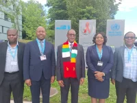 Medics Plead as Zimbabwe Hospitals Hit Breaking Point.webp