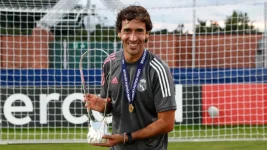 Raul Waves Goodbye to Castilla as Arbeloa Takes Charge.webp