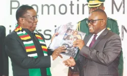 Mnangagwa Tells Zim Media to Ditch Country Bashing.webp
