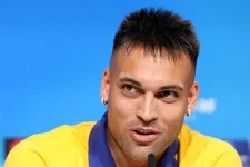 Lautaro Ignites Milan for PSG Final Showdown.webp
