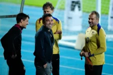 Deco Ditches Glam Signings to Rescue Barca.webp