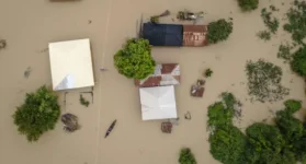 Wild Floods Swamp Nigerian Town Killing Hundreds.webp