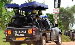 Gunpoint Showdown as Soldiers Order Cop to Strip.webp