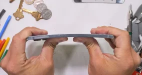 Galaxy S25 Edge Passes Brutal Bend Test With Ease.webp