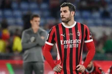 Theo Rejects Saudi 18M To Stay At Milan.webp