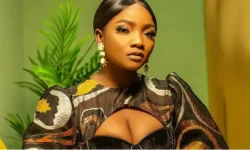 Simi Tells Fans Stop Calling Her Daughter Duduke.webp