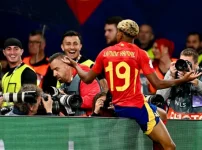 Yamal Vows Spain Will Smash Portugal.webp
