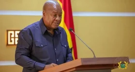 Mahama Ditches Accra Gives Teachers Power.webp
