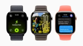 WatchOS 26 Wows With AI Coach and Futuristic UI.webp