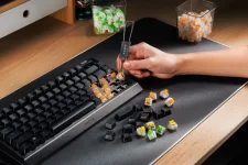 Razer Barebones Keyboard Lets You Mod Like a Pro.webp