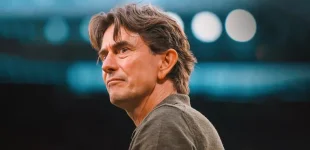 Tottenham Bet Big on Frank to Revive Spurs.webp