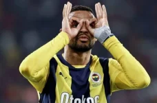 Al Hilal dangle 40m to lure En Nesyri.webp