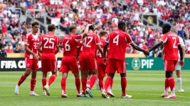 Bayern Run Riot to Flatten Auckland City 10-0.webp