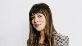 Dakota Johnson Raves About First Intimacy Coach.webp